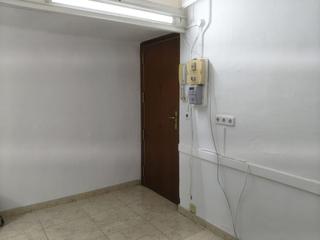 Apartamento en Vila de Gràcia. Bajo en venta en gracia