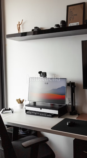 Foto c7c5b4ba-df62-4543-9ee7-3b55bede930f. Pis a Sant Antoni Barcelona