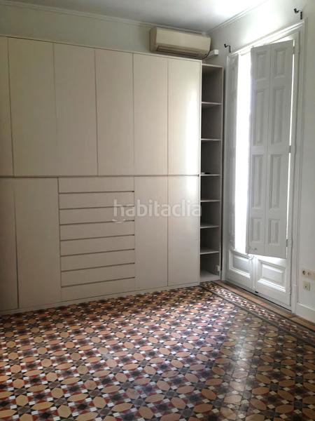 Foto 0b927398-ffe1-438b-b931-e1ecb1fe0be6. Piso un hogar con encanto ausias marcbruc junto casa burés en Barcelona