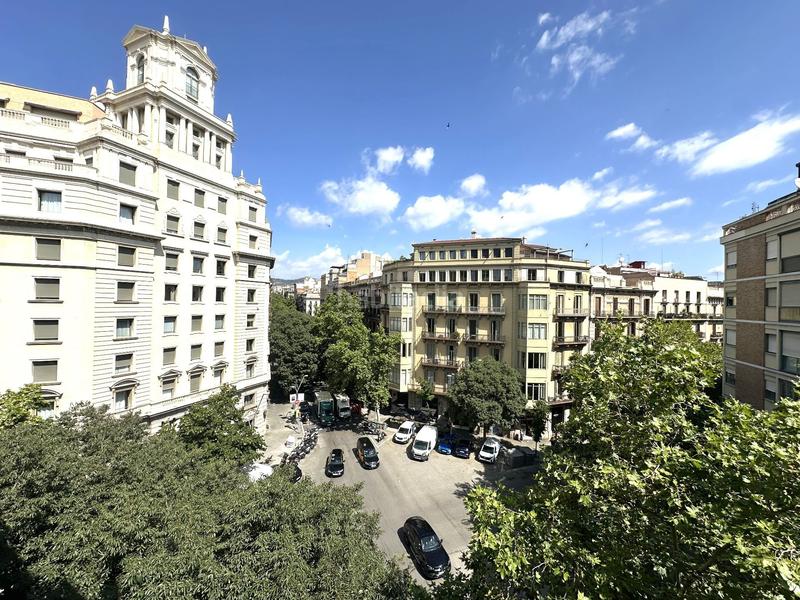 Foto 3e6d096f-3578-4561-bbe6-fee56b7aeb85. Piso un hogar con encanto ausias marcbruc junto casa burés en Barcelona