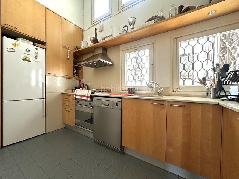 Foto b26a7813-abcb-4477-b127-9ca586463113. Piso un hogar con encanto ausias marcbruc junto casa burés en Barcelona