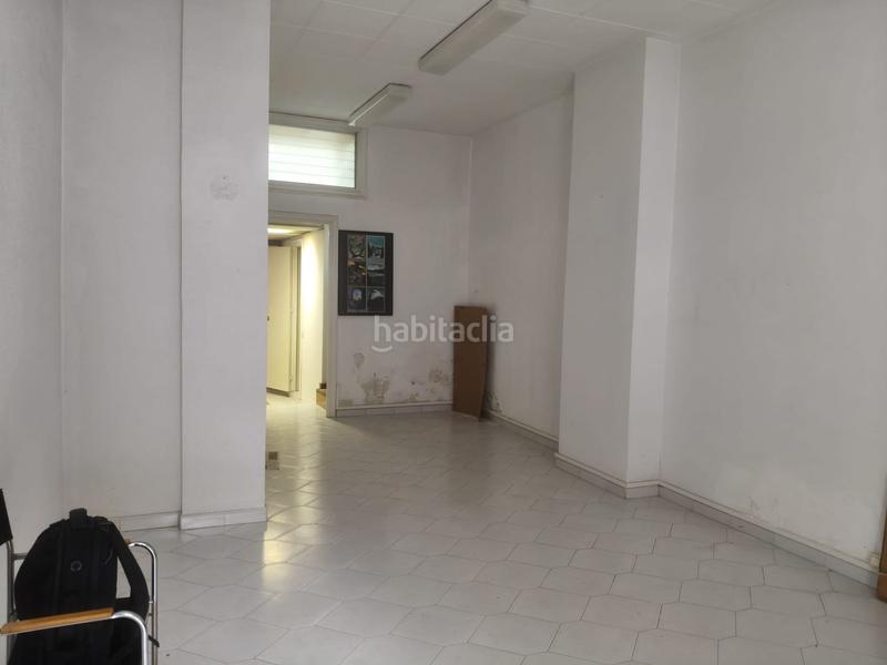Foto 0ebdf6e8-83dd-42d8-9839-0ca3b1f58a96. Local comercial local dúplex en venta con proyecto de cambio de uso en Sant Feliu de Llobregat