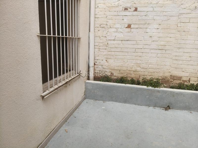 Foto 49a7b75a-5bb5-4d94-bc4c-38127927ce63. Local comercial local dúplex en venta con proyecto de cambio de uso en Sant Feliu de Llobregat