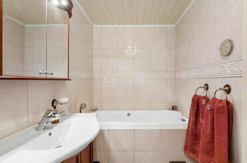 Foto f35ed057-88f9-4a87-81c7-66eeeddcb1b7. Flat with heating in L´Antiga Esquerra de l´Eixample Barcelona