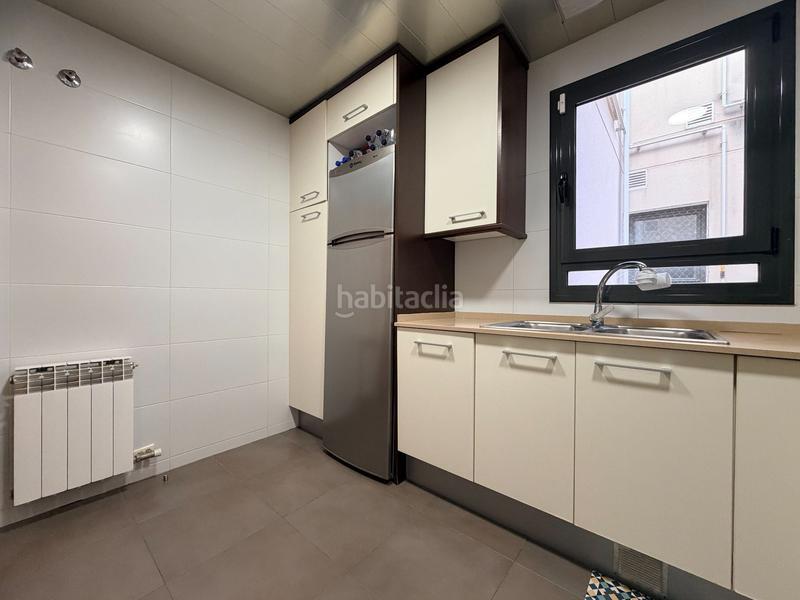 Foto e9538ee9-fb7d-4694-a536-0f2b132ee6f8. Flat with heating in Hostafrancs Barcelona