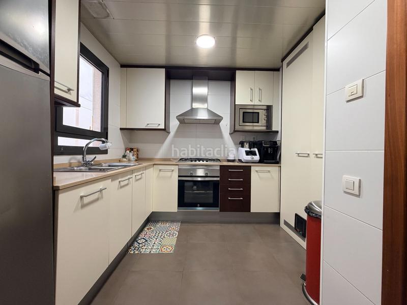 Foto fee2446b-eca8-4a04-946b-80bd3105a0a8. Flat with heating in Hostafrancs Barcelona