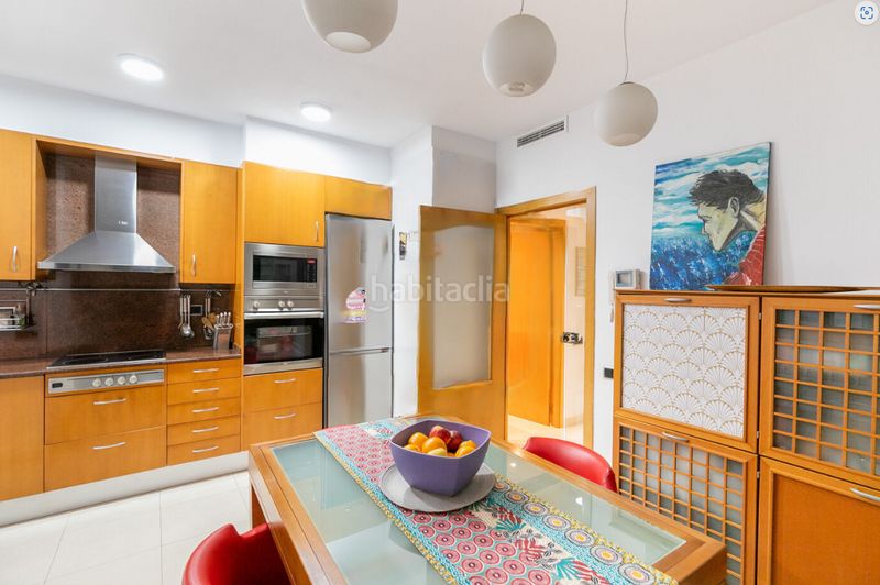 Foto c9e76929-fc27-4b03-ab90-6a1d54c18823. Casa en El Camp de l´Arpa del Clot Barcelona