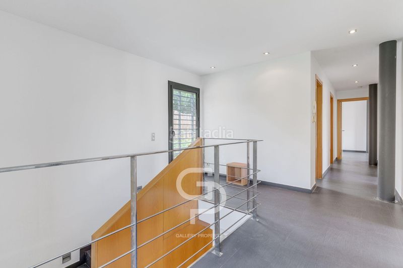 Foto fd7e2fc3-4e31-45ff-8810-74fff2da4063. Casa adossada amb aparcament piscina a Alella