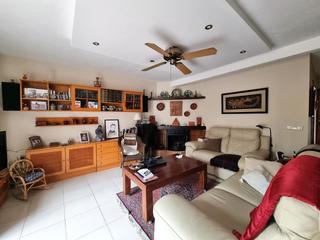 Casa adossada  Avinguda albufereta. Magnifica vivienda a pie de la serra grossa y a 3 minutos del ce