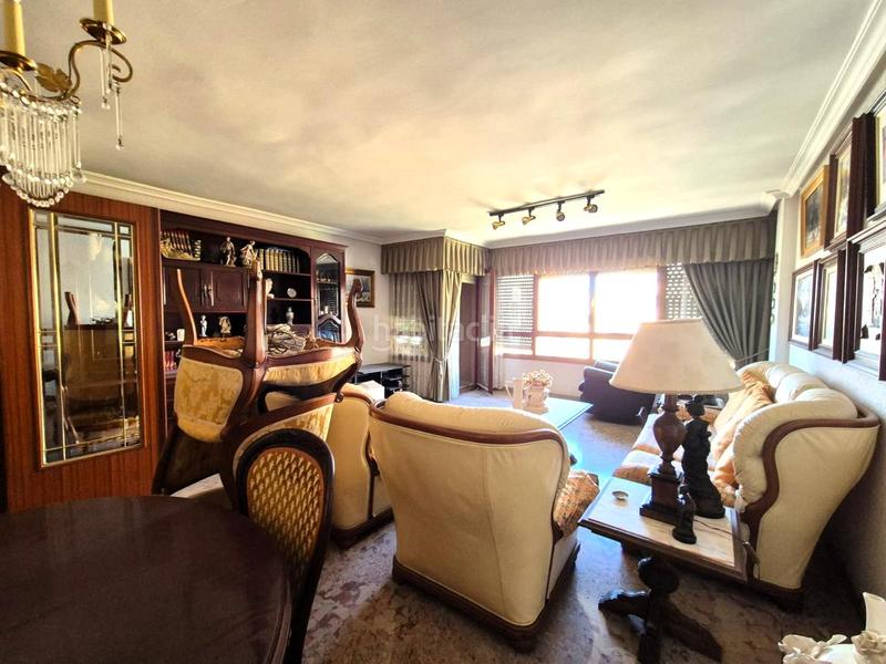 Foto 2f6d90ba-5a34-49a7-b3c9-b506304f0b99. Appartement avec parking dans Ensanche-Diputación Alicante