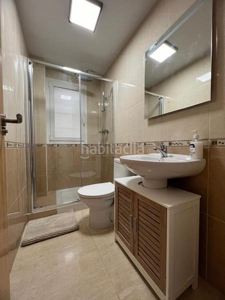 Foto 7de5a52c-7ca7-49f3-b13a-0e5f208e7d58. Affitto piano terra con parcheggio piscina in Campello Pueblo Campello (el)