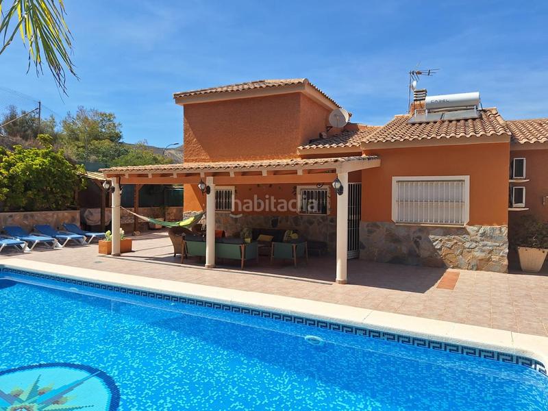 Foto 1ba2b889-d5dc-403e-aeab-d01f6046d589. Casa amb aparcament piscina a Pueblo Acantilado-Lanuza Campello (el)