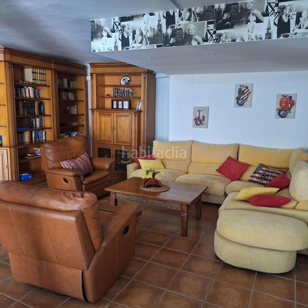 Foto 57aaf294-19fd-4780-9ab7-a803c7d89c60. Casa amb aparcament piscina a Pueblo Acantilado-Lanuza Campello (el)