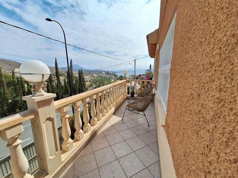 Foto ae914a56-1498-4dff-ae3d-fb970eb8f0ba. Casa amb aparcament piscina a Pueblo Acantilado-Lanuza Campello (el)