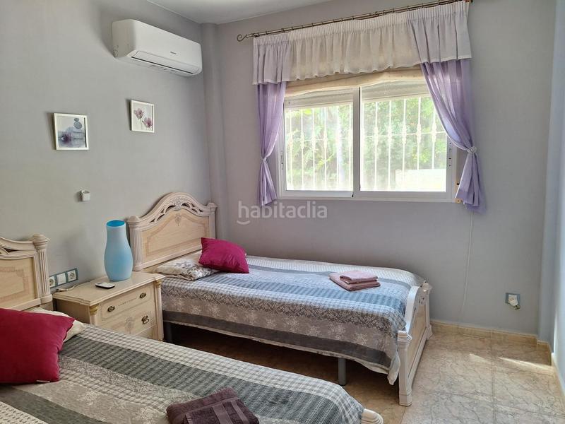 Foto d297e89f-ffaa-4c87-b0bb-5c49915427d3. Casa amb aparcament piscina a Pueblo Acantilado-Lanuza Campello (el)