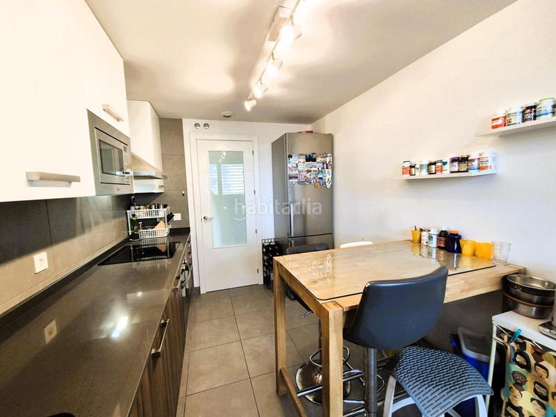 Foto 497ecd59-46a0-4971-91fc-c2647830101a. Pis amb aparcament piscina a Playa Muchavista Campello (el)