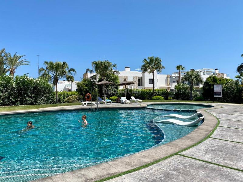 Foto 51325dff-5a9b-4f00-8606-ab1316f1c689. Dachwohnung mit parking pool in Los Balcones-Los Altos Torrevieja