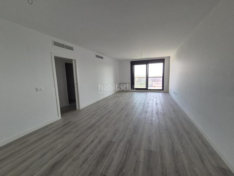 Foto 807864cb-31e5-4e83-866f-c5cb8290ae02. Appartamento con parcheggio in Paus - Polígono San Blas Alicante