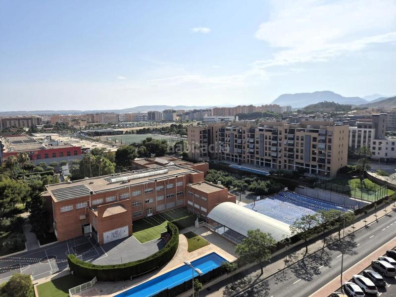 Foto 8c8dc6cf-056c-4b43-80c7-51477f53d2c1. Appartamento con parcheggio in Paus - Polígono San Blas Alicante