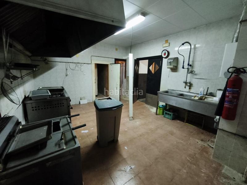 Foto af5efc1b-e6d2-470e-8dd3-f38623e72257. Local comercial en Ensanche-Diputación Alicante