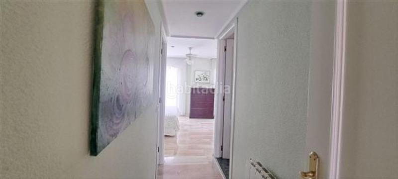 Foto 4eb04a75-9295-4a80-9ded-b9d8888de0b7. Casa amb aparcament piscina a Alicante golf Alicante