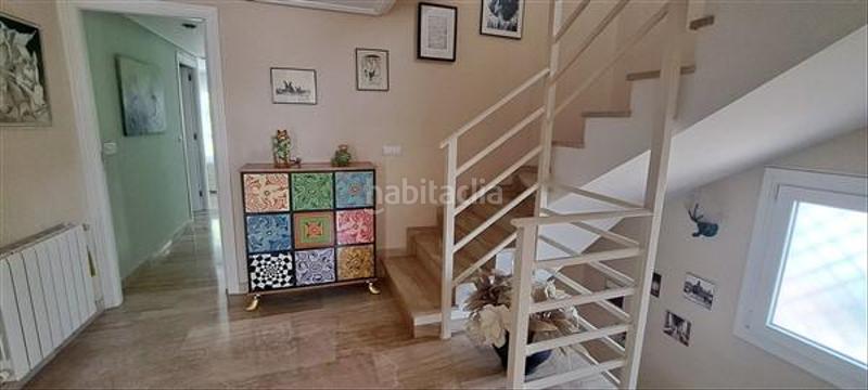 Foto 4ee22be9-303e-48a3-beda-c6985f446f39. Casa amb aparcament piscina a Alicante golf Alicante