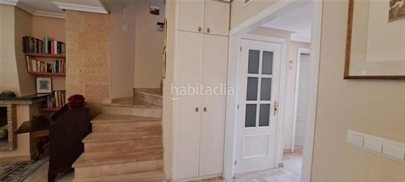 Foto 737f17ce-a2d3-436b-8efa-9a51f0783533. Casa amb aparcament piscina a Alicante golf Alicante