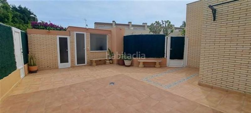 Foto e0aceec7-d0a1-4ebb-9bfd-52269debb810. Casa amb aparcament piscina a Alicante golf Alicante