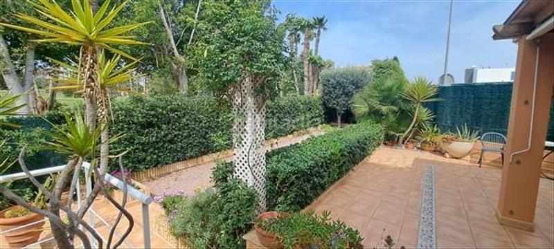 Foto f4548761-60b7-45a4-9d65-b19161d6320c. Casa amb aparcament piscina a Alicante golf Alicante