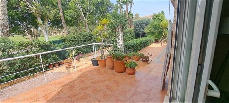 Foto 2a2ba652-8c3c-4c92-b4d2-5acae7cddb13. Haus mit parking pool in Alicante golf Alicante
