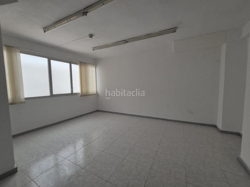Foto fc5dcc2c-c271-474d-88aa-72d43e338147. Local comercial a Ensanche-Diputación Alicante