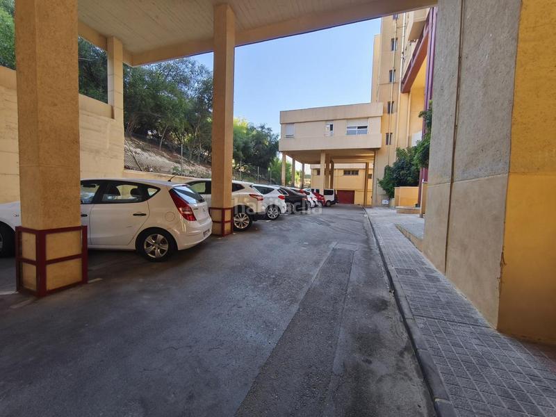 Foto 5de81c21-20ce-4858-83be-1cef011d2729. Pis amb aparcament a Goteta Alicante