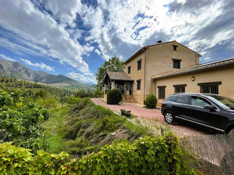 Foto 39aa47d9-6c0f-4ea7-89ce-1c899e93c189. Maison avec parking piscine dans Penàguila