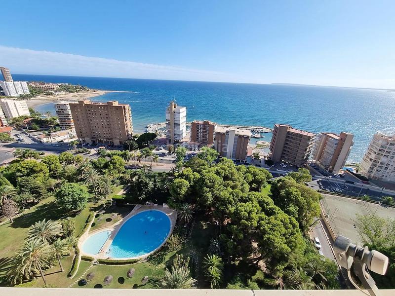 Foto 963a9574-067a-45dd-8827-e6661a9dd0f3. Piso en Albufereta Alicante