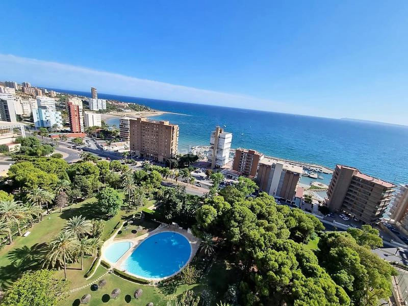 Foto e0fd8c71-9991-4358-92aa-f6159496bff7. Piso en Albufereta Alicante