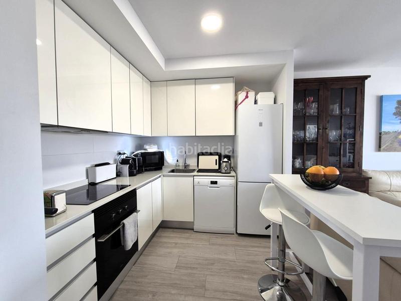 Foto b7ad4fa6-7ca9-4c3b-a0c7-e3377c2a73b1. Appartement avec parking dans Campello Pueblo Campello (el)