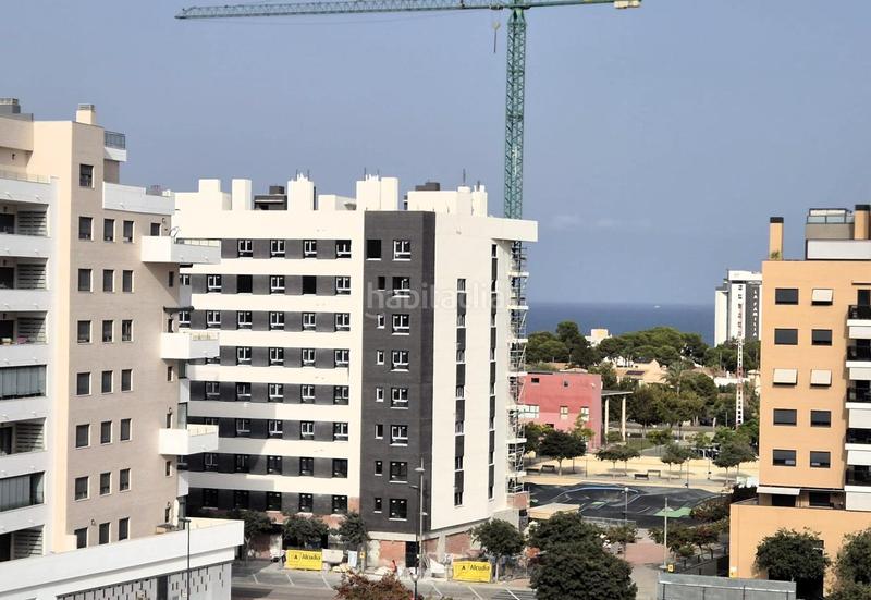 Foto d9607b07-36e4-46d6-8d5d-bf47e3bc39a8. Flat with parking in Campello Pueblo Campello (el)