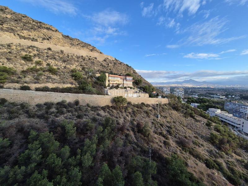 Foto 5e7578b2-6be1-45d6-b4a3-505c5cf21608. Appartement avec parking dans Goteta Alicante