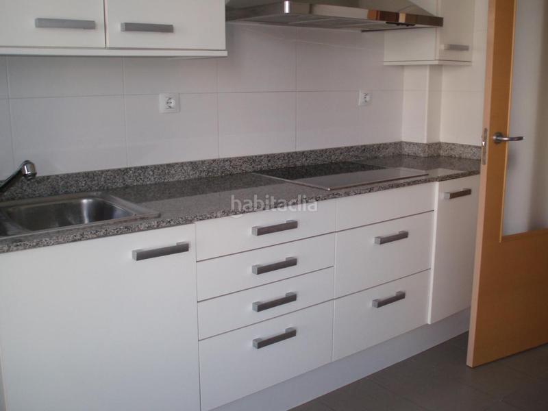 Foto f5976c92-054e-4368-b3e0-dd1a114c03e5. Lloguer pis amb aparcament piscina a Cabo de las Huertas Alicante