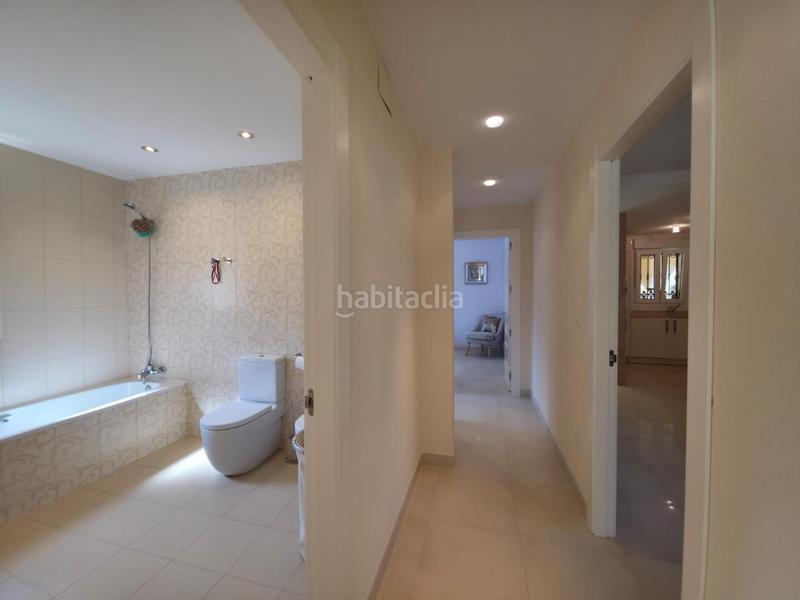 Foto 848a09a8-34db-4057-b2ed-fa8a264c5faa. Maison avec parking piscine dans Pueblo Español-Coveta Fumá Campello (el)