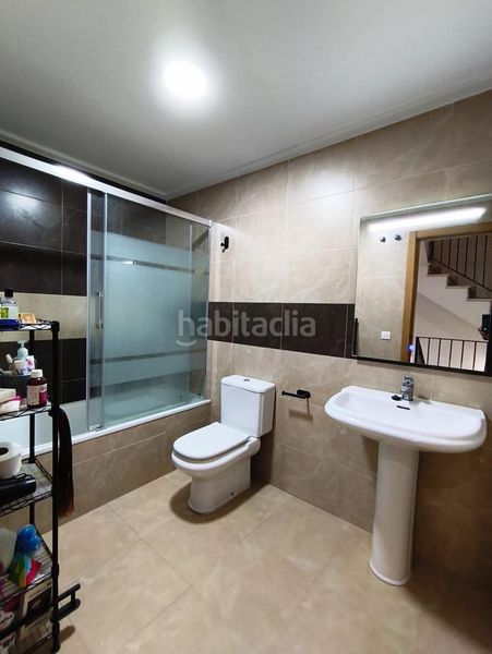 Foto 706f364a-c117-4cd5-b3f1-8e920b414f0d. Casa amb aparcament a Monforte del Cid