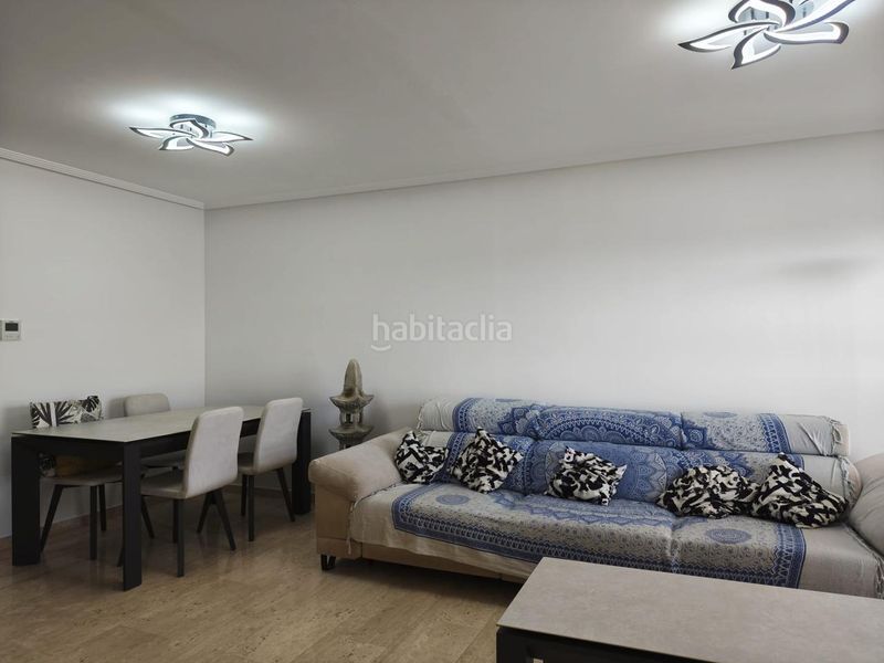 Foto cc1efb46-5293-4b59-b5b2-2afa8ce734b2. Casa amb aparcament a Monforte del Cid