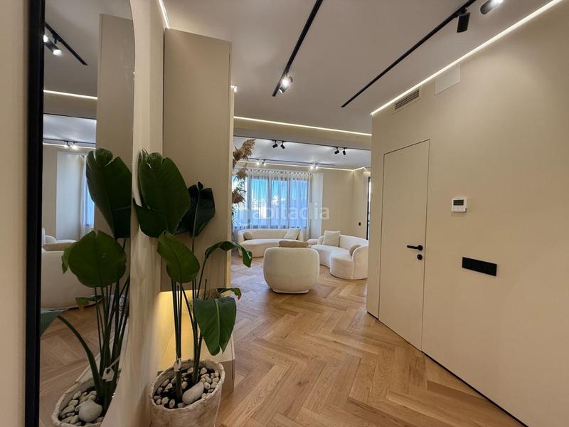 Foto c6d5ab7a-24d2-4428-ba08-063bbdff1847. Piso en Barrio del Centro Alicante