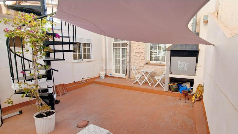 Foto 3a7c9917-f326-4be3-ab93-129f925b8e97. Casa con parcheggio in Benalúa Alicante