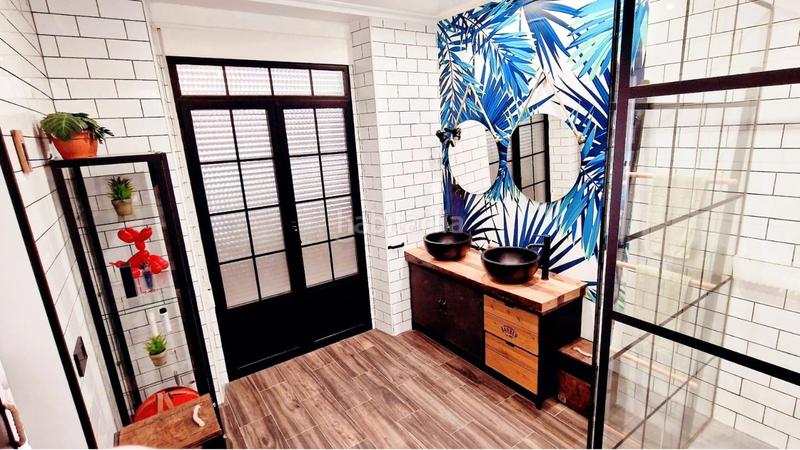 Foto f4cc7172-41c0-4900-88ac-1e67c41b4435. Maison avec parking dans Benalúa Alicante