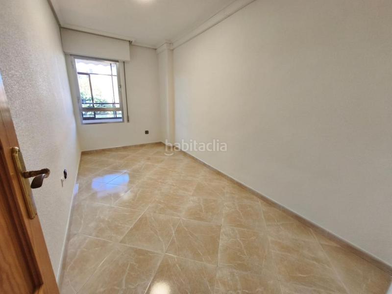 Foto f5ab2468-9314-4ac7-9184-6cbbe5ed3011. Alquiler piso en Cabo de las Huertas Alicante