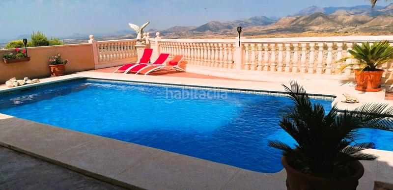 Foto 3f0010bf-c2ec-4e3e-a389-ca63aa5f890a. Casa en Busot