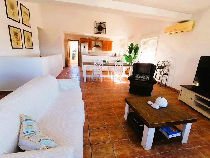 Foto 9428b425-dd9a-4131-b19e-ba9e04745592. Casa en Busot