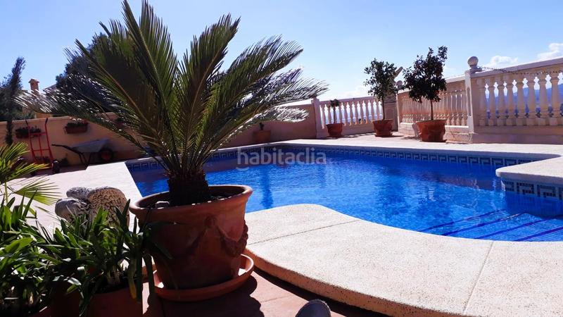 Foto ce3ff16a-08ff-4118-8f79-b9d132188d26. Casa en Busot