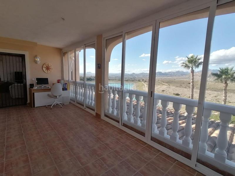 Foto ecc24e3f-7e1d-4801-86f7-fda8c29a0b4d. Casa en Busot